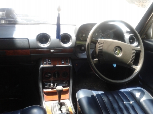 ขายวีโก้2.5ตัวEรถเดิมทั้งคันไม่เคยชนแต่ต้องตีอาบน้ำเครื่องดีขี่ดีวิ่งน้อย((รถฝากขาย))มีเบอร์บ้าน