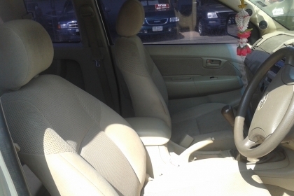 ขายวีโก้2.5ตัวEรถเดิมทั้งคันไม่เคยชนแต่ต้องตีอาบน้ำเครื่องดีขี่ดีวิ่งน้อย((รถฝากขาย))มีเบอร์บ้าน