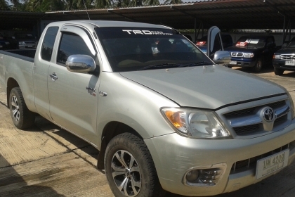 ขายวีโก้2.5ตัวEรถเดิมทั้งคันไม่เคยชนแต่ต้องตีอาบน้ำเครื่องดีขี่ดีวิ่งน้อย((รถฝากขาย))มีเบอร์บ้าน