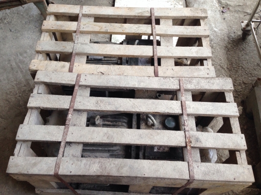 ขายมอเตอร์เกียร์ mitsubishi ขนาด 7.5 HP. กับ 10 HP. 380 V อัตราทด 1:20 เป็นของใหม่เก่าเก็บไม่เคยใช้งาน อยู่ในลังครับ