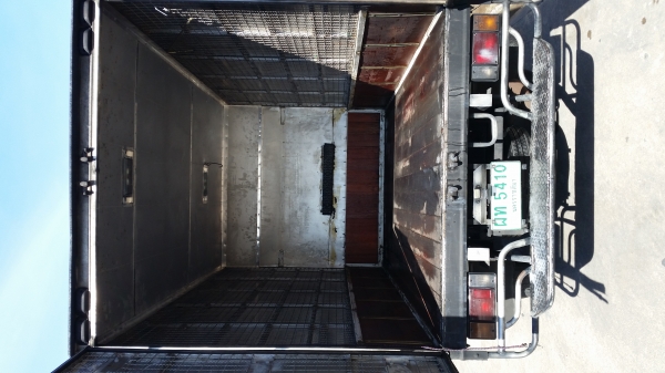 ISUZU  NQR หัวการ์ตูน