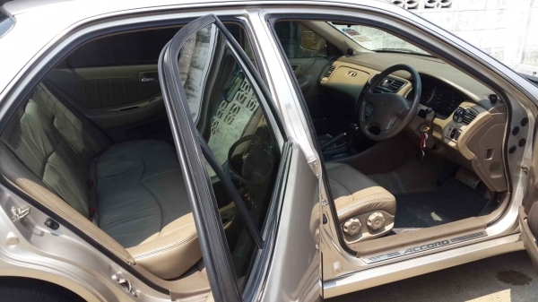 ลดราคาขาย Honda Accord 2.3 Vtec โฉมงูเห่า รถบ้าน ตัวท็อป สวยๆ วิ่งน้อย ติด Lpg แล้วครับ ลดราคาขาย Honda Accord 2.3 Vtec โฉมงูเห่า รถบ้าน ตัวท็อป สวยๆ วิ่งน้อย ติด Lpg แล้วครับ