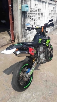 ขาย kawasaki klx 250 แต่งโมตาด สวยๆทะเบียนพร้อมโอนครับ