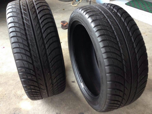 ขายยาง BLUE STREAK 215-45-17 ปี12 ดอกเต็ม ไม่บวม ไม่กินข้าง คู่ละ 2,900 บาท