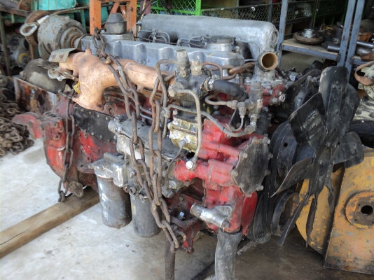 เครื่อง  Hino - Em100 - 220แรง มีใบ