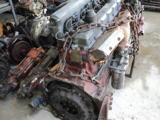 เครื่อง Hino - Em100 - 220แรง มีใบ เครื่อง Hino - Em100 - 220แรง มีใบ