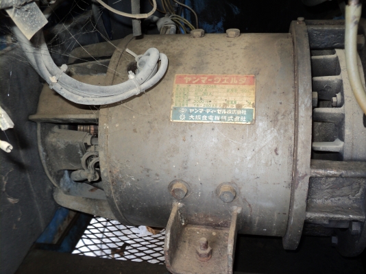 เครื่องเชื่อมสนาม ใช้ลวด 4 มิลได้