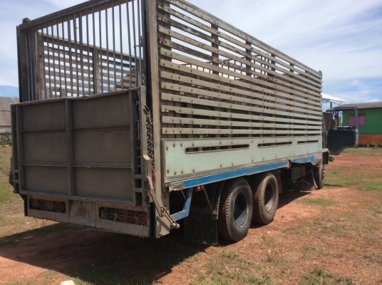 ขายISUZU Rocky 175 แรง ยาว 7.2 ม. (ยาวพิเศษรถห้างแท้) ครัทซีดี เครื่องดี ยางดี ขาย 650,000 บาท