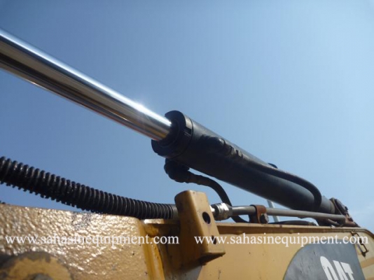 รถขุด CAT 305CR S/N 007XX รถนอก สภาพดี บจก.สหสินอีควิปเม้นท์ โทร.081-5851880, 02-5168100-1 www.sahasinequipment.com