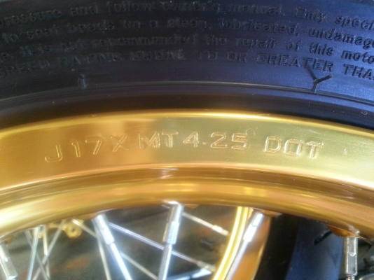ขายชุดล้อโมตาดCRF250 สภาพสวย18,000