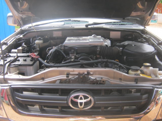 โตโยต้า   SPORT CRUISER 2.5  4x4