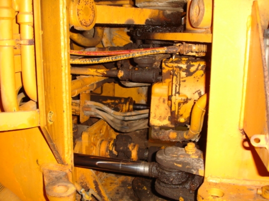 Komatsu JH65CV-2 # 10762 สนใจโทร 083 081 2889 ฟ้า