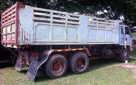 **900,000 บ.ต่อรอง**ขาย10ล้อ2เพลาดั้ม ISUZU ROCKY FXZ240 FXZ23NFY K หัวขาว วางเครื่องHINO HO6C Bointer 205HP (ลงเล่ม) เกียร์อีตั้น ช่วงล่างเดิมคัสซีดีเดิม ไม่ปะไม่ดามกระบะดั้มเหล็กสภาพดีพื้นดีข้างดีไม่ผุ หัวเก๋งเดิมภายในโอเค คอนโซลดี พ.พาวเวอร์ เบรคทริฟฟี **900,000 บ.ต่อรอง**ขาย10ล้อ2เพลาดั้ม ISUZU ROCKY FXZ240 FXZ23NFY K หัวขาว วางเครื่องHINO HO6C Bointer 205HP (ลงเล่ม) เกียร์อีตั้น ช่วงล่างเดิมคัสซีดีเดิม ไม่ปะไม่ดามกระบะดั้มเหล็กสภาพดีพื้นดีข้างดีไม่ผุ หัวเก๋งเดิมภายในโอเค คอนโซลดี พ.พาวเวอร์ เบรคทริฟฟี