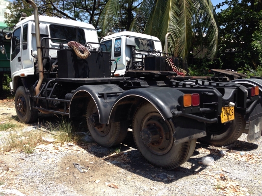 ขายหัวลาก Isuzu Deca 270 สนใจติดต่อ 0947969069