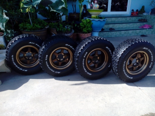 ขายยาง BF all 265/75/16  พร้อมล้อte37x  สภาพนางฟ้าครับ