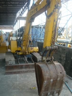 รถขุด Komatsu PC40-6 รถเก่านอก นำเข้าจากญี่ปุ่น พร้อมใช้งาน 091 695-6445