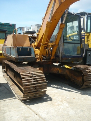 รถขุด Komatsu PC100-3 รถเก่านอก นำเข้าจากญี่ปุ่น พร้อมใช้งาน
