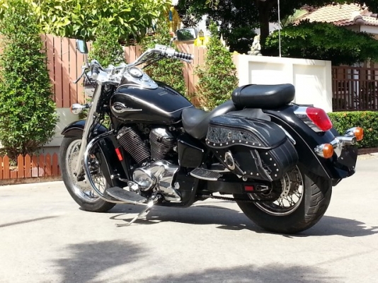 วุฒินนบุรี ขายฮอนด้า ชาโด้400cc. ปี2000สภาพสวยกริ๊บหน้าเครื่องสวยโครมเมี่ยมสวยเสียสรรพสารมิตรแล้วคับ