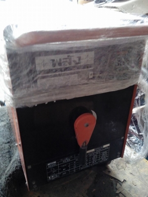 ขายตู้เชื่อมพลัง 300 รุ่นใหม่ สภาพสวย