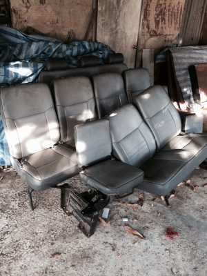 ขายเบาะหัวจรวด4แถวสภาพสวยๆเดิมๆ
