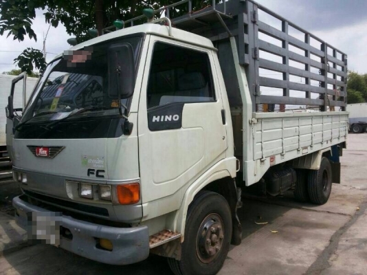 รถฮีโน่  6  ล้อ รั้ว  ( ไม่ดั้ม ) FC2W 120  แรงม้า.  ปี 36 สนใจติดต่อ  081 - 6079515