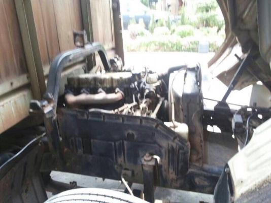 รถฮีโน่  6  ล้อ รั้ว  ( ไม่ดั้ม ) FC2W 120  แรงม้า.  ปี 36 สนใจติดต่อ  081 - 6079515