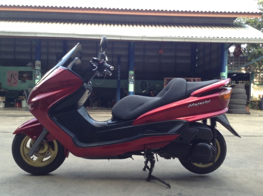 ธารนนทบุรี//ขาย yamaha majesty 250 ปี2001 ราคา48,000 บาท ส.พ.ม แท้ทุกฉบับ