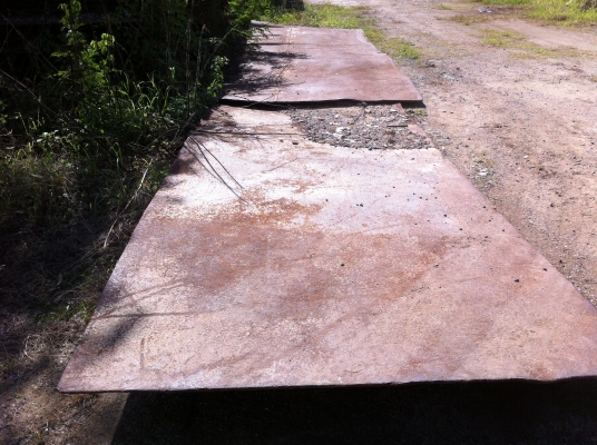 ขายแผ่นเหล็ก มีหลายขนาด สนใจโทร กิโลละ.19 บาท 29-05-57