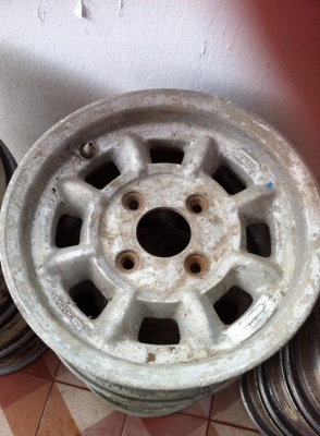 ล้อ กล้วย มีนิ อังกฤษ 13x6 4/114