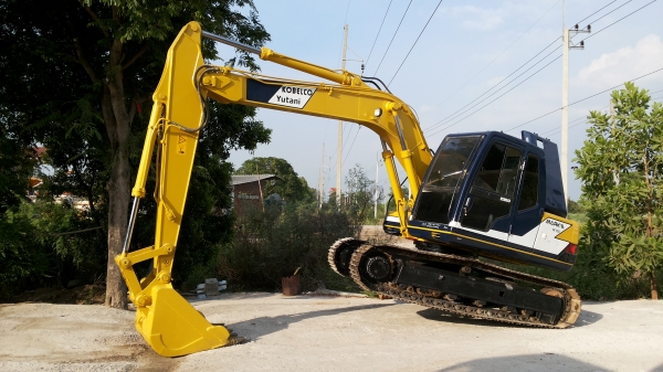 ขายด่วนรถเเม็คโครKOBELCO SK120มาคร์ทีมีระบบหัวลายกระเเทกรถนอกนำเข้าจากญี่ปุ่นไม่เคยใช้งานเมืองไทยเลย