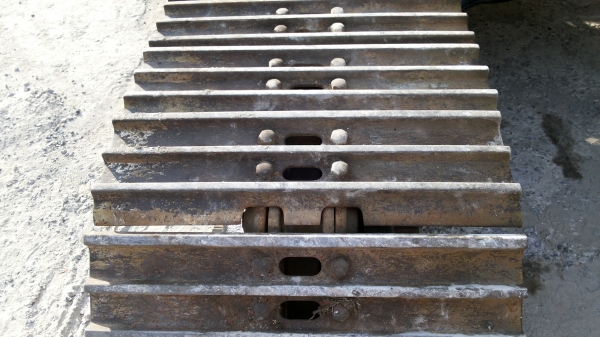 ขายด่วนรถเเม็คโครKOBELCO SK120มาคร์ทีมีระบบหัวลายกระเเทกรถนอกนำเข้าจากญี่ปุ่นไม่เคยใช้งานเมืองไทยเลย