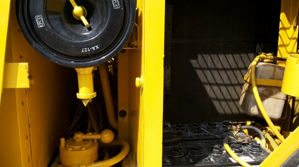 ขายด่วนรถเเม็คโครKOBELCO SK120มาคร์ทีมีระบบหัวลายกระเเทกรถนอกนำเข้าจากญี่ปุ่นไม่เคยใช้งานเมืองไทยเลย