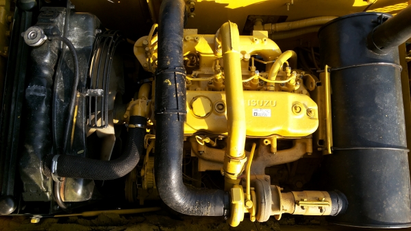 ขายด่วนรถเเม็คโครKOBELCO SK120มาคร์ทีมีระบบหัวลายกระเเทกรถนอกนำเข้าจากญี่ปุ่นไม่เคยใช้งานเมืองไทยเลย