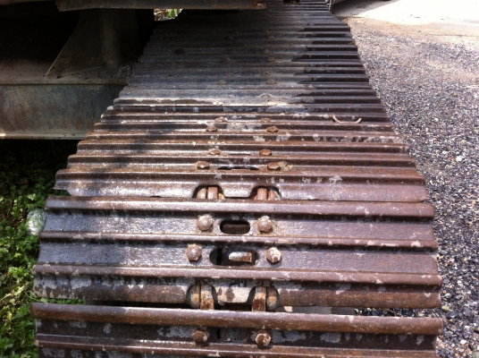 ขายรถแบคโฮ KOMATSU PC-200-2 พร้อมหัวแย็ค สภาพสวย ช่วงล้างเต็ม ราคารวม 600000 สนใจโทร