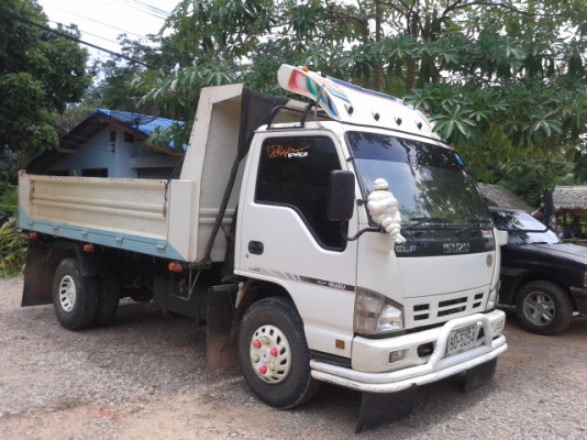 (ขายแล้วค่ะ ไป พังงา )หกล้อดั้ม  130  แรงม้า   ปี 50  พร้อมใช้  เล่มพร้อม...