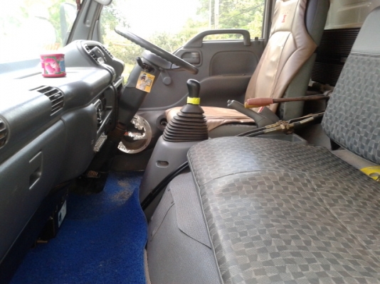 (ขายแล้วค่ะ ไป พังงา )หกล้อดั้ม  130  แรงม้า   ปี 50  พร้อมใช้  เล่มพร้อม...