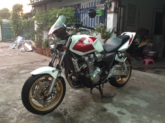 ขาย CB1300 ปี04 หัวฉีด กุญแจชิพ อินวอย+สพม เครื่องดีของมี รับเทิร์น สภาพพร้อมออกทริป