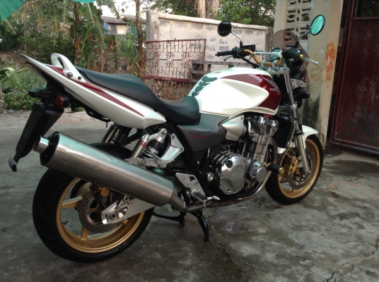 ขาย CB1300 ปี04 หัวฉีด กุญแจชิพ อินวอย+สพม เครื่องดีของมี รับเทิร์น สภาพพร้อมออกทริป