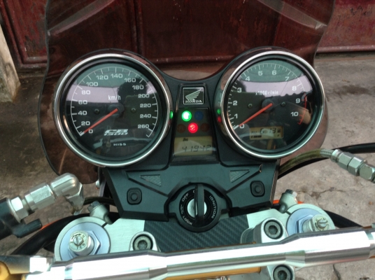 ขาย CB1300 ปี04 หัวฉีด กุญแจชิพ อินวอย+สพม เครื่องดีของมี รับเทิร์น สภาพพร้อมออกทริป