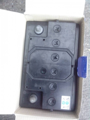 ขายเเบตใหม่ 75 แอม์ มี 10 ลูก จัดส่งได้ ขายเเบตใหม่ 75 แอม์ มี 10 ลูก จัดส่งได้