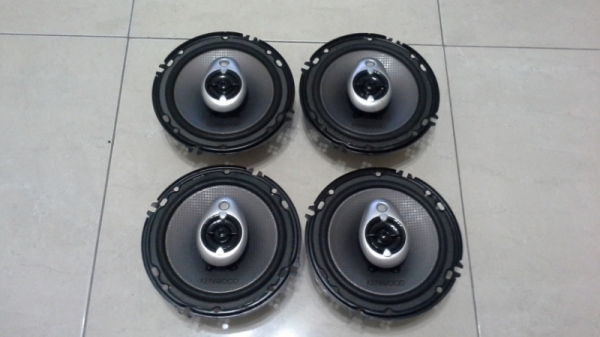 ลำโพง 6" Kenwood แกนร่วมสองทาง ยกชุด 4 ตัว สวยๆครับ