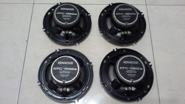 ลำโพง 6" Kenwood แกนร่วมสองทาง ยกชุด 4 ตัว สวยๆครับ
