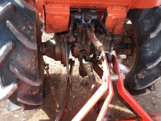 ปัญญาแทรคเตอร์มาแล้ว...จัดมาให้ครับ คูโบต้า L1-22พร้อมโรตาลี่ ช้าง RX135 พวงมาลัยเพาเวอร์ ตามสภาพ