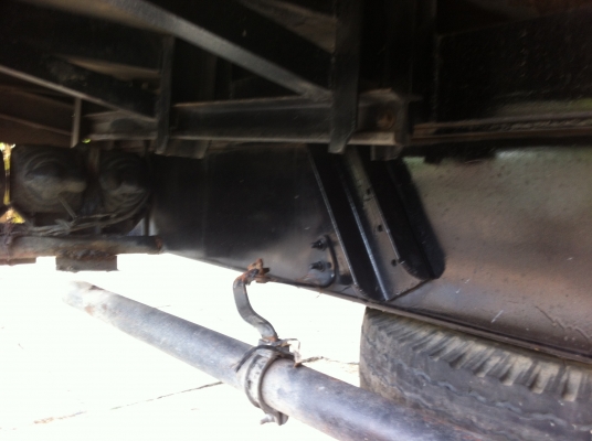 ขายรถ 6 ล้อ ติดเครน ยูนิก 5 ตัน 3 ชัก 4 ปลอก HINO 3H พร้อมใช้ ราคา950000 สนใจโทร