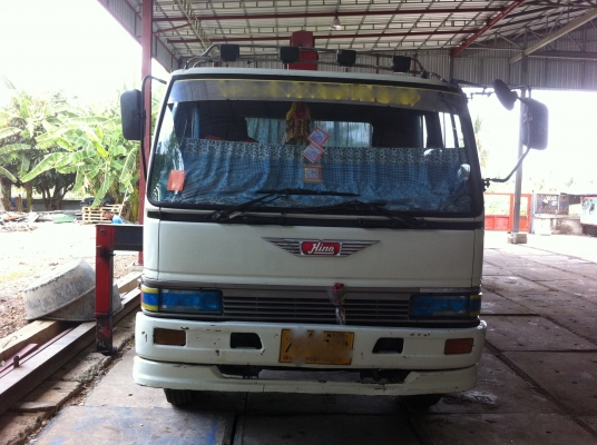 ขายรถ 6 ล้อ ติดเครน ยูนิก 5 ตัน 3 ชัก 4 ปลอก HINO 3H พร้อมใช้ ราคา950000 สนใจโทร