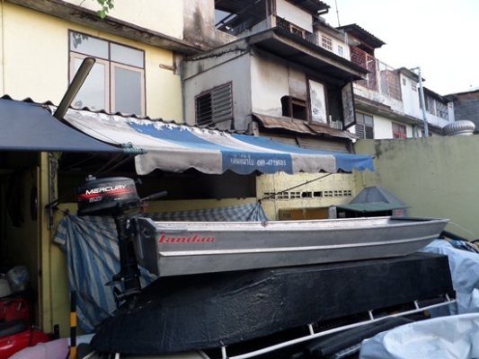 ขายเรือปิเนียม LANDUA 12 ฟุต พร้อมเครื่อง MERCURY 5 แรง