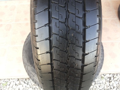ขายยาง215/70/15 ปี 12 DUNLOP SP LT36 1 ชุด