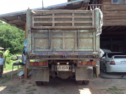 ขาย 10 ล้อดั้ม เพลาเดียว ISUZU ROCKY 175 เครื่อง 6BG1 175 HP ช่วงล่างจัมโบ้ 200 เบรคทิฟฟี่ พาวเวอร์ ทะเบียนเต็มพร้อมโอน