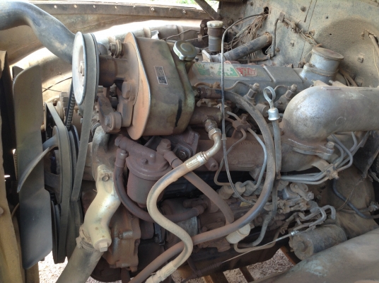 ขาย 6 ล้อดั้มหัวยาว  เครื่อง EH700 168 แรงม้า เฟืองท้ายจัมโบ้ 200 พวงมาลัยพาวเวอร์ คัสซีสวย มีทะเบียน แต่ชุดโอนบัตรหมดอายุ ราคาคุยกันได้ครับ