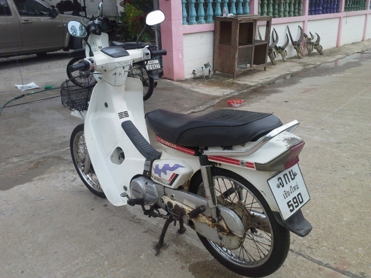 ดรีมคุรุสภาสีขาวรุ่นแรกทะเบียนโอนเดิมๆราคาถูก12800บาท